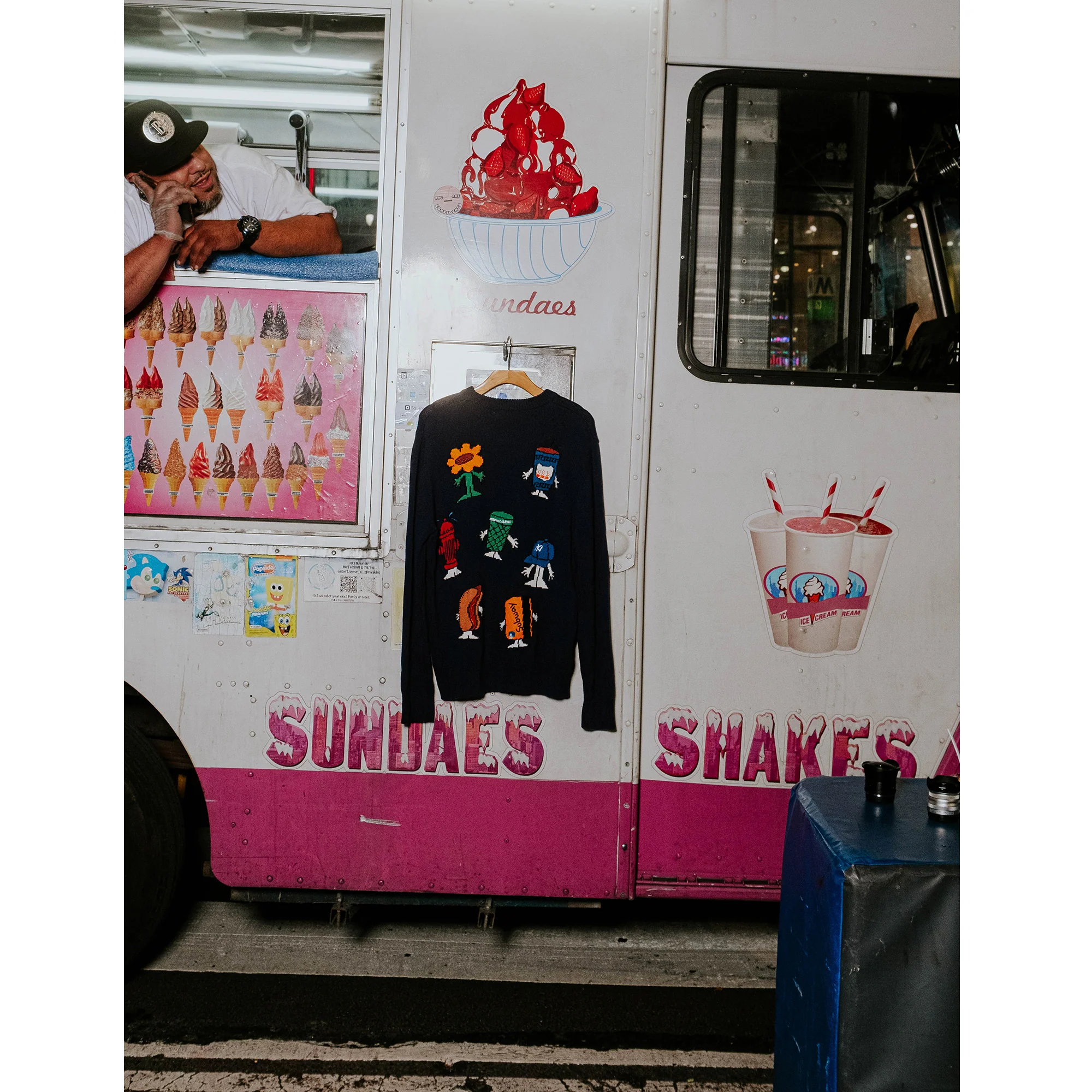 Community of New York Sweater - Image 10