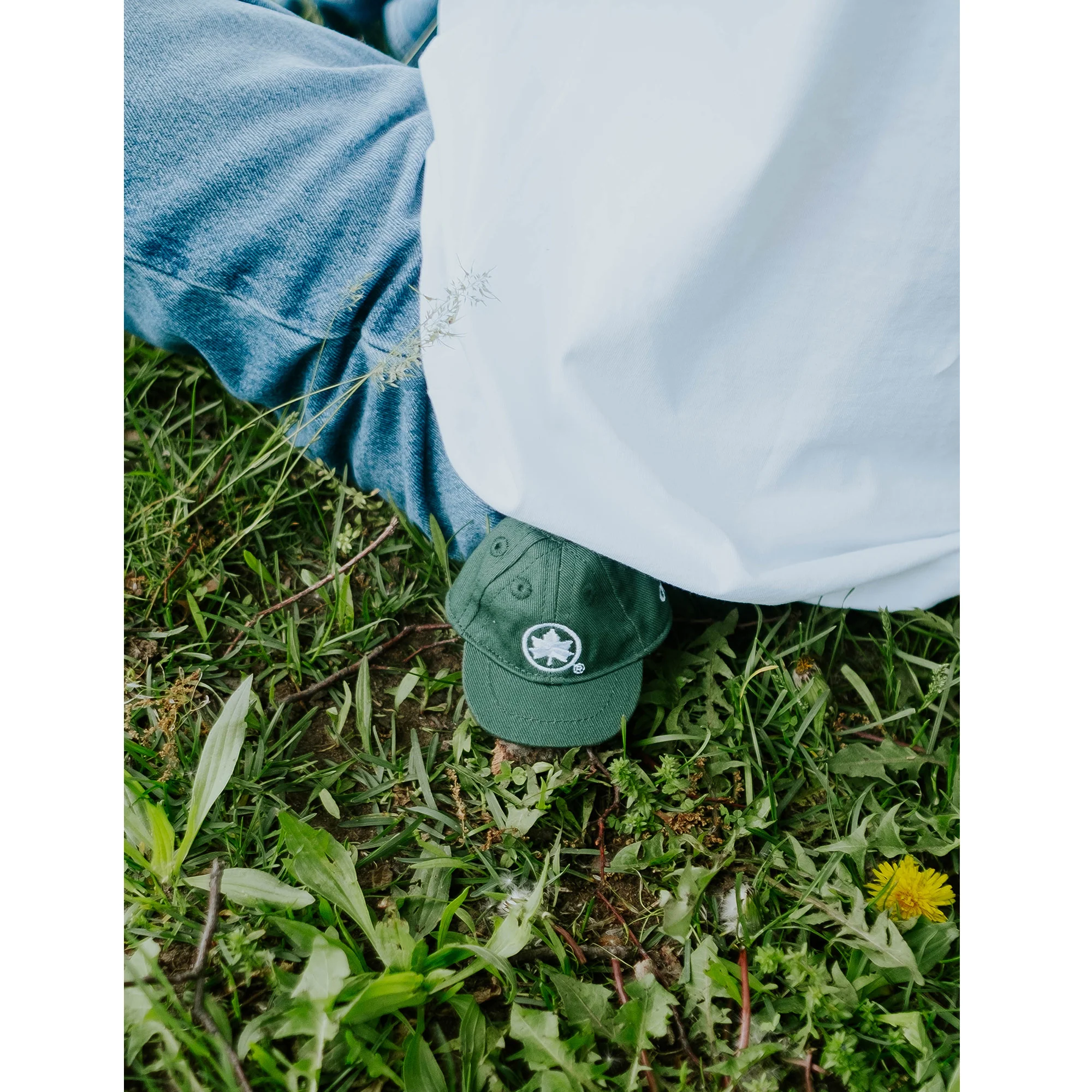 NYC Parks Mini Hat Keychain - Image 4