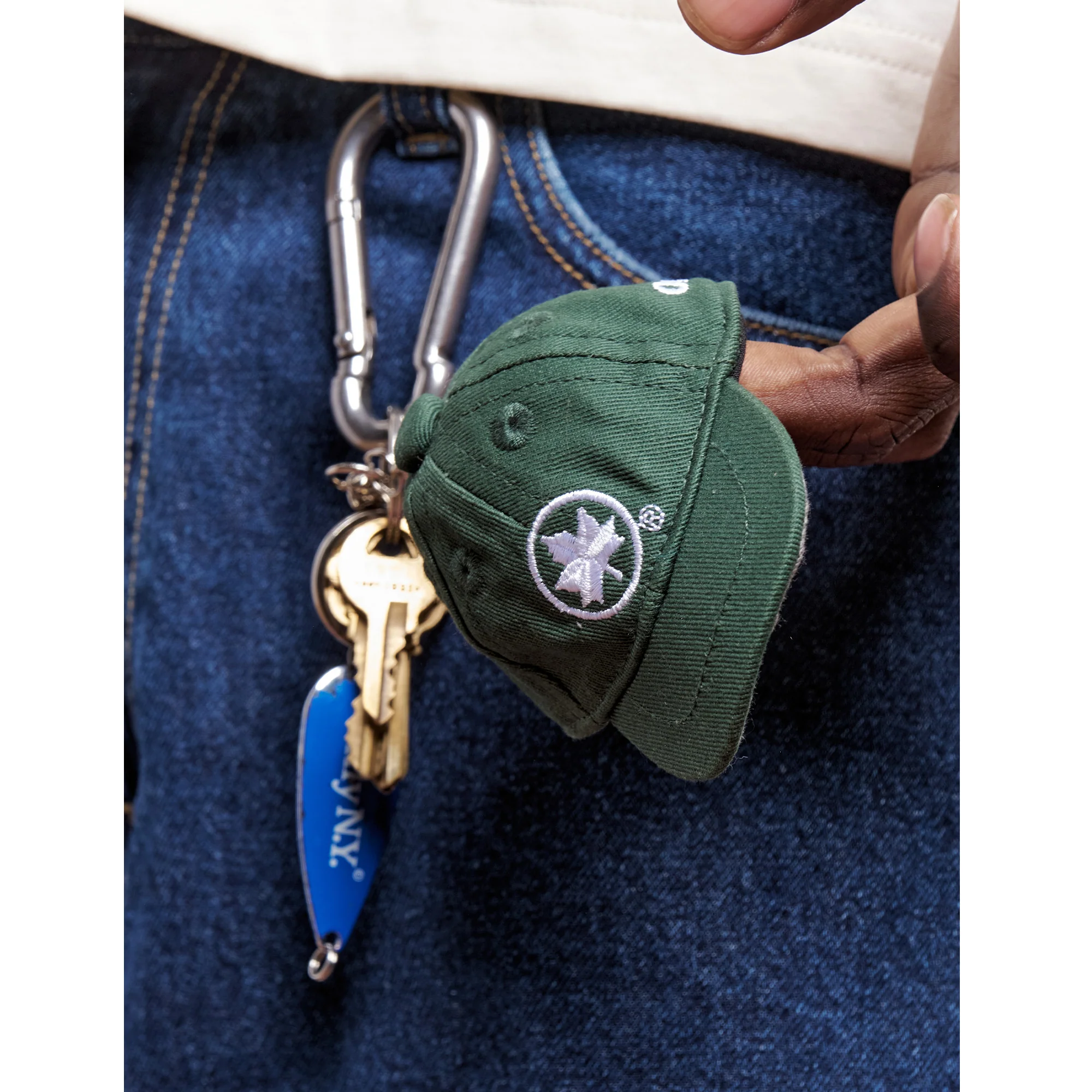 NYC Parks Mini Hat Keychain - Image 5