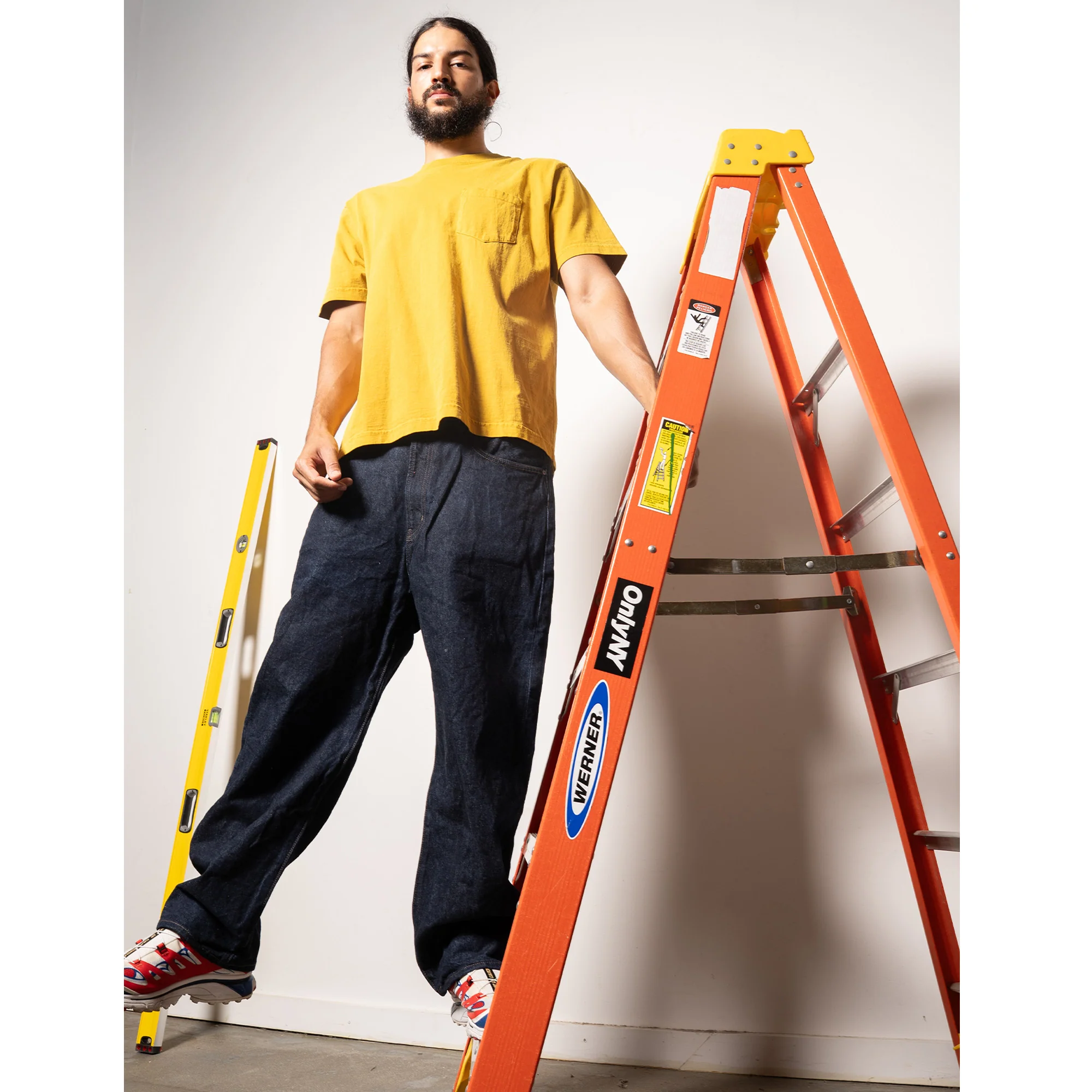 Premium Basics Heavyweight T-Shirt - Image 19