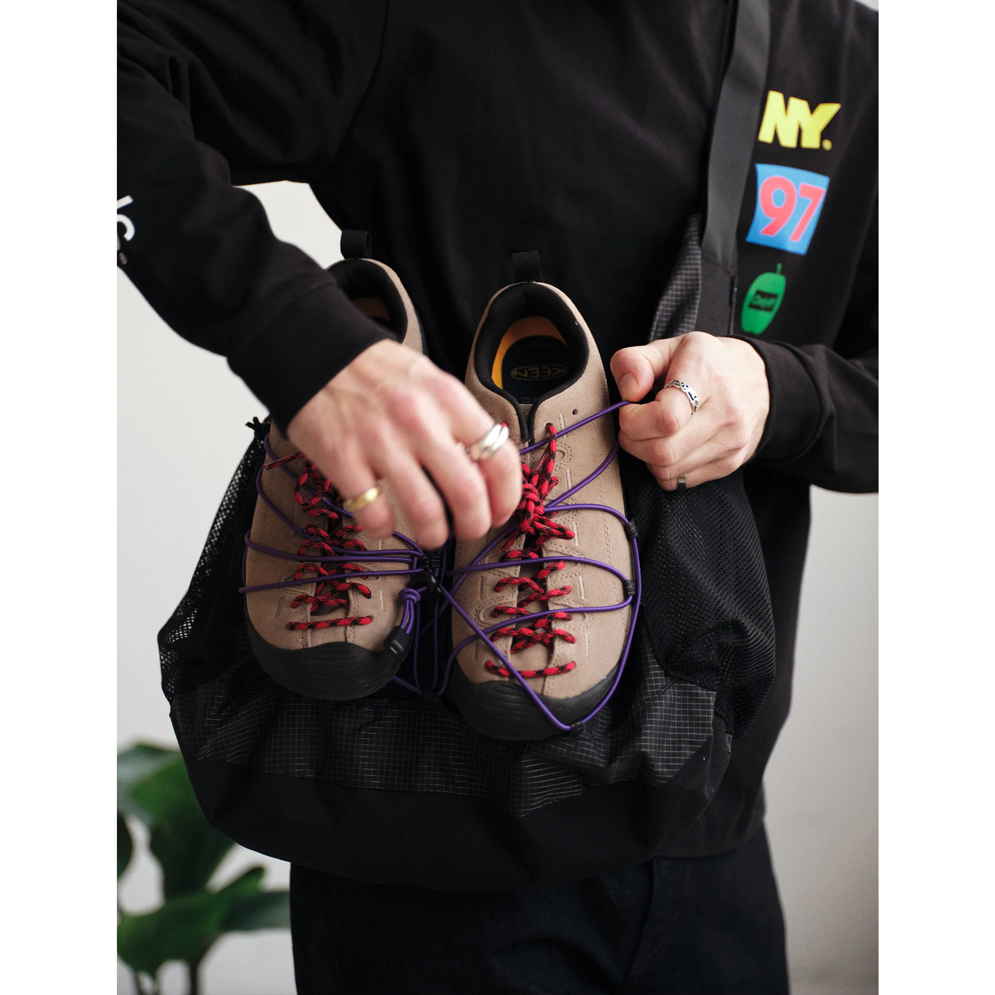 Rounded Messenger Bag - Image 7
