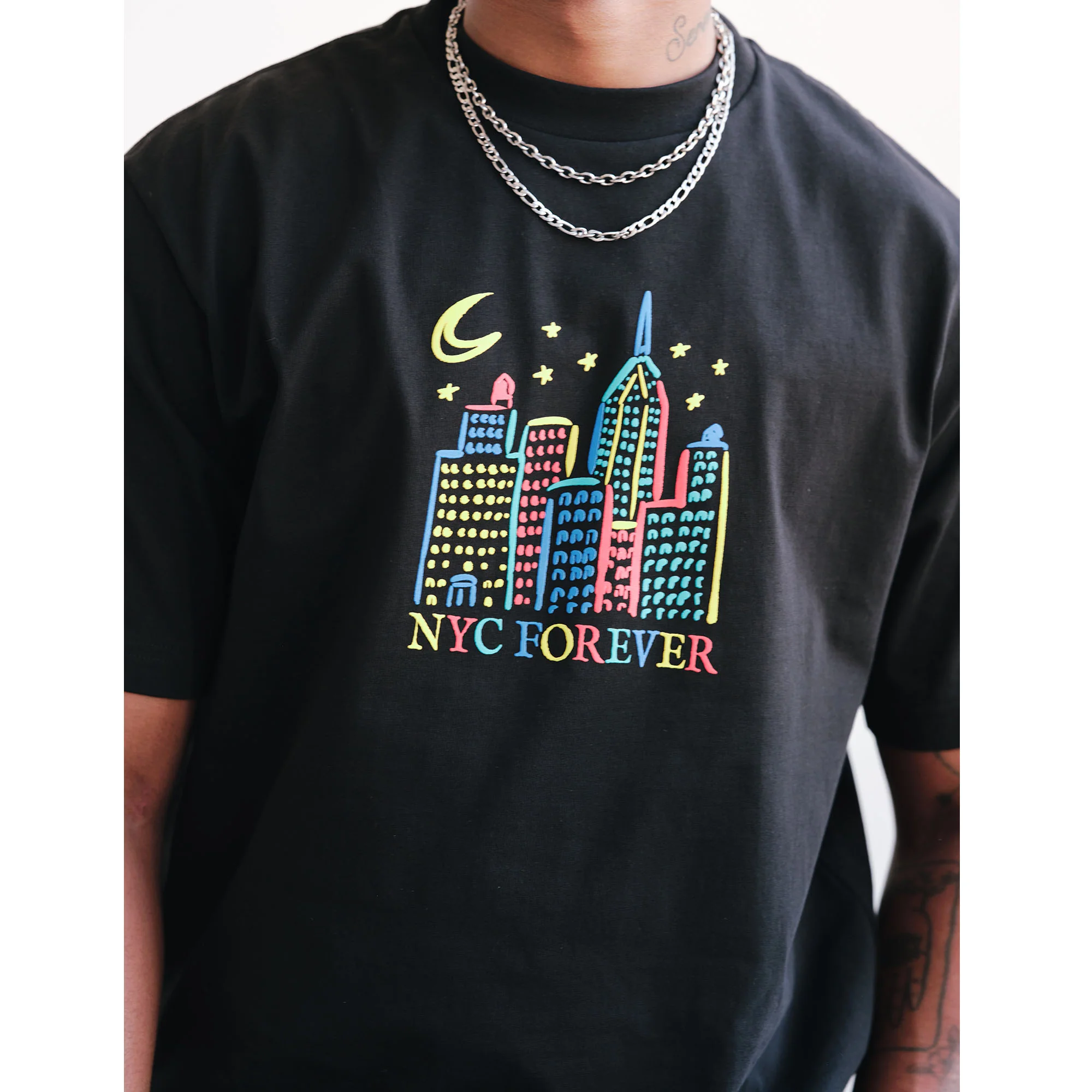 Skyline Gift Shop T-Shirt - Image 4